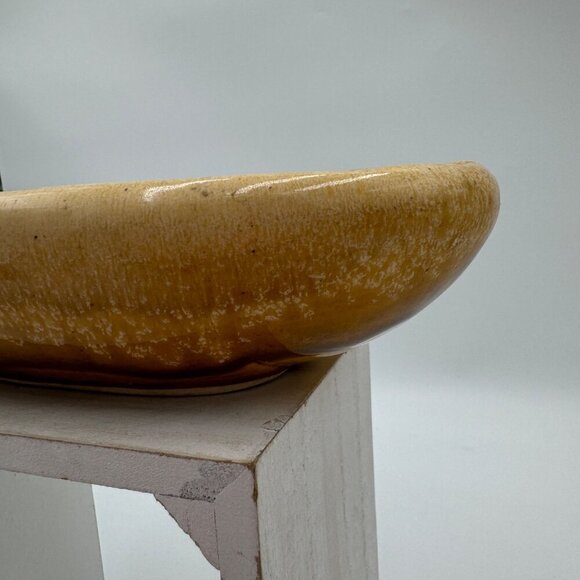 Rare Vintage 8.5” California USA Pottery Oval Planter gold yellow white drip gla - Picture 3 of 13